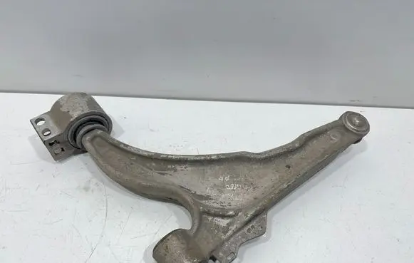 Opel Astra J Front lower control arm/wishbone