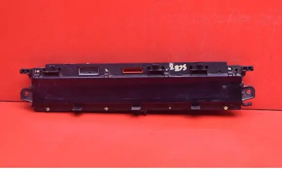 Speedometer (instrument cluster)