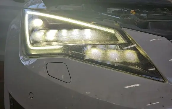 Seat Leon (5F) Headlight/headlamp 5F1941008B IMPRK1515806