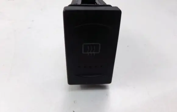 Volkswagen PASSAT B5 Windscreen/window heater switch 3B0959621C