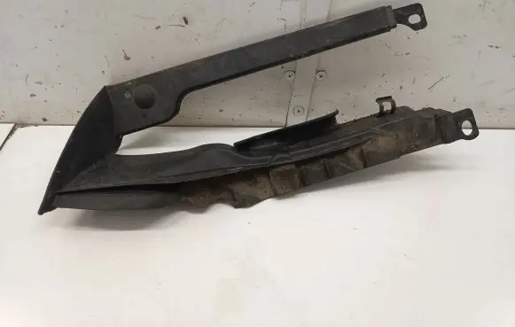 Audi TT TTS RS Mk3 8S Fender end trim 8S0821169A