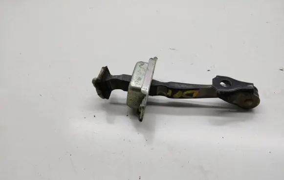 Nissan Qashqai Front door check strap stopper