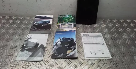 Toyota Land Cruiser (J150) Owners service history hand book 