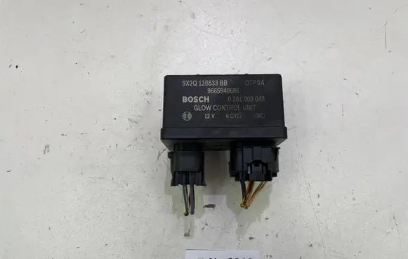Land Rover Discovery 4 - LR4 Glow plug pre-heat relay 9665940680 9X2Q12B533BB 0281003048