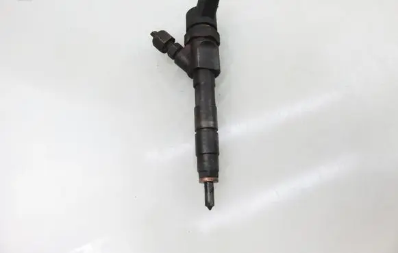 Renault Trafic II (X83) Fuel injector 7700111014 0445110021