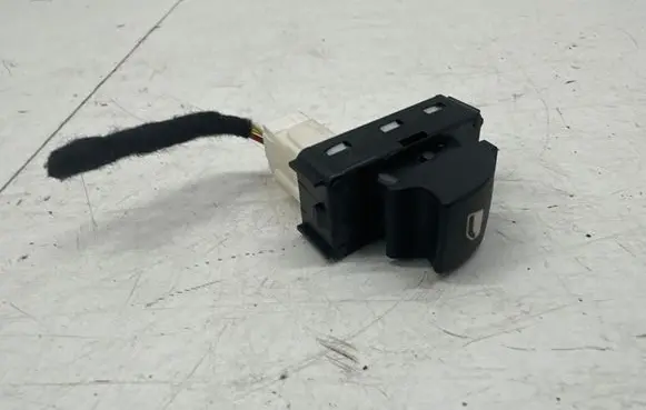 Peugeot 3008 II Electric window control switch 98044803