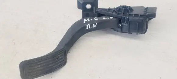 Mazda 6 Accelerator throttle pedal 1988003460 05G24 2682B6
