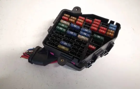 Audi A4 S4 B5 8D Fuse box set
