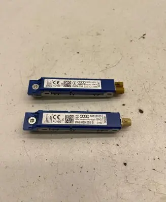 Audi A4 S4 B9 8W Aerial antenna amplifier 8W9035225Q 8W9035225B 52512501