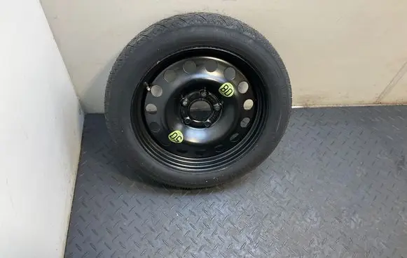 BMW 5 E60 E61 R17 spare wheel 6758778
