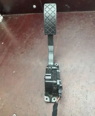 Volkswagen Polo Accelerator throttle pedal 6PV00849601 6Q1721503C