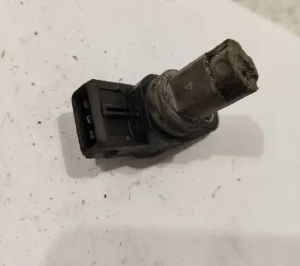 Renault Megane II Camshaft position sensor 8200789528