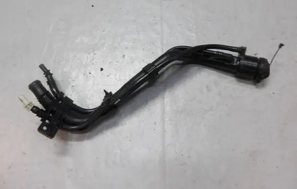 KIA Xceed Fuel tank filler neck pipe 