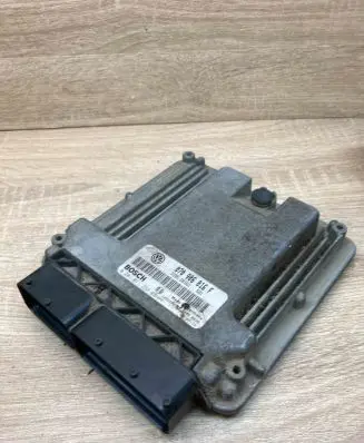 Volkswagen Touareg I Engine control unit/module ECU 070906016F 0281011258