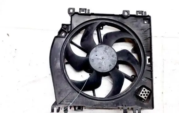 Nissan Note (E11) Radiator cooling fan shroud 1831442016 1831717016