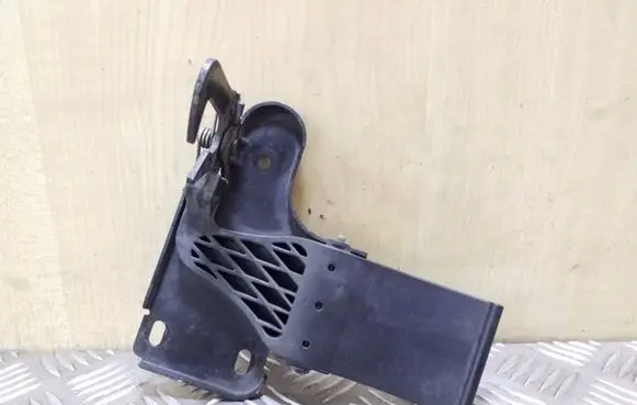 Audi A8 S8 D3 4E Engine bonnet/hood lock/catch 4E0823485B