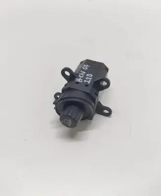 Honda Civic Headlight level height control switch M30424