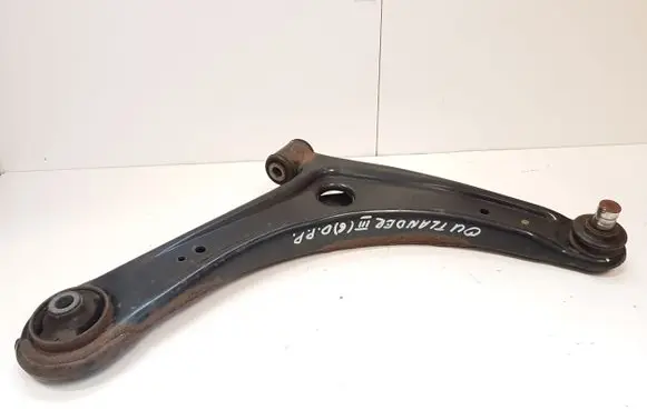 Mitsubishi Outlander Front lower control arm/wishbone 4013A500