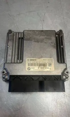 BMW 5 E60 E61 Engine control unit/module 0281016066