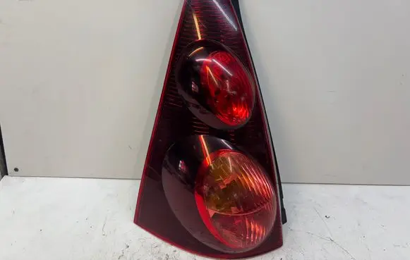 Peugeot 107 Rear/tail lights 04042OH6