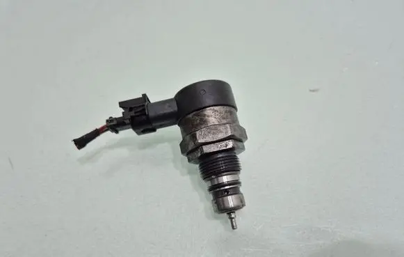 Hyundai Tucson TL Fuel pressure regulator 314022F600