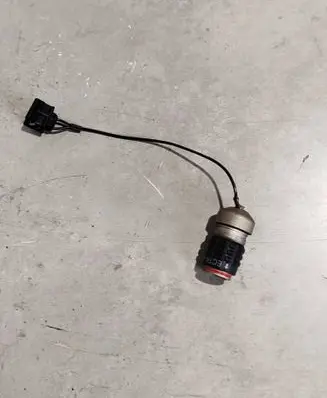 Volkswagen Touareg II Battery relay fuse 7P0972982DH