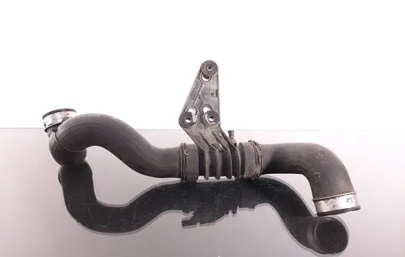 Intercooler hose/pipe