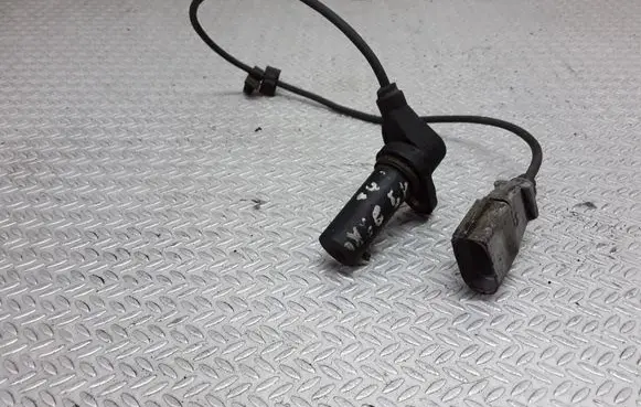 Volkswagen Golf IV Crankshaft position sensor 038907319D