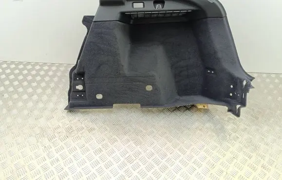 Trunk/boot lower side trim panel