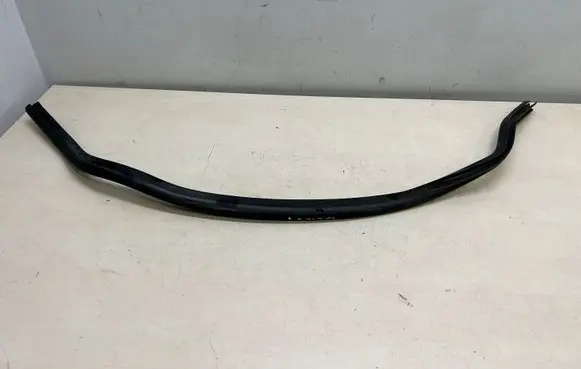 Porsche Cayenne (92A) Engine compartment rubber 7P5823727B