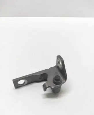 Ford C-MAX II Rear door lower hinge R26611AE