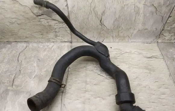 Volkswagen PASSAT B5 Engine coolant pipe/hose 4B0121101A