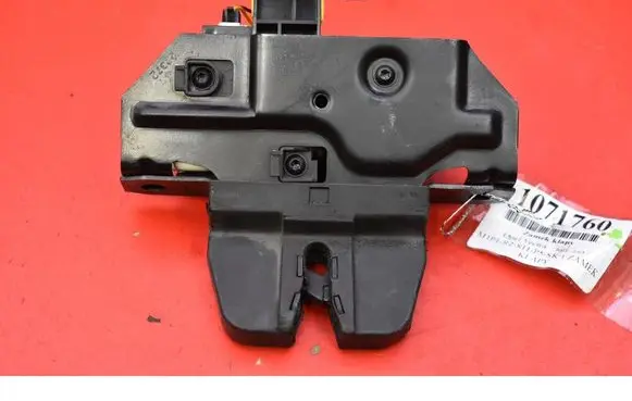 Opel Vectra C Tailgate/trunk/boot lock/catch/latch 09180104