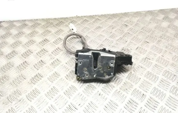 BMW 3 E46 Rear door lock 05450404