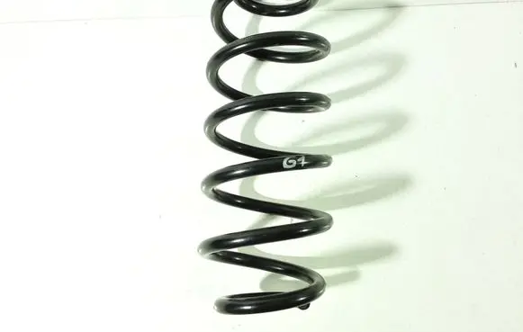 Toyota Verso Rear coil spring 