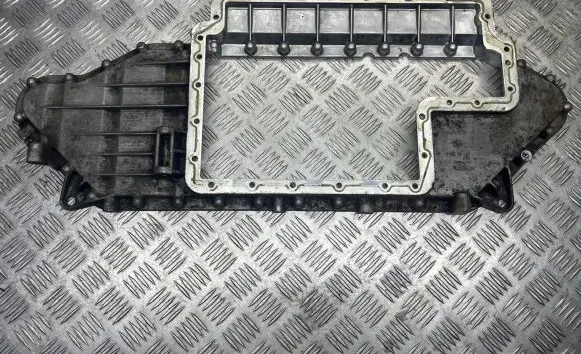 Audi A8 S8 D3 4E Oil sump 057103607C 812190