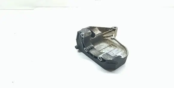 BMW 3 E90 E91 Power steering pump mounting bracket 7794455