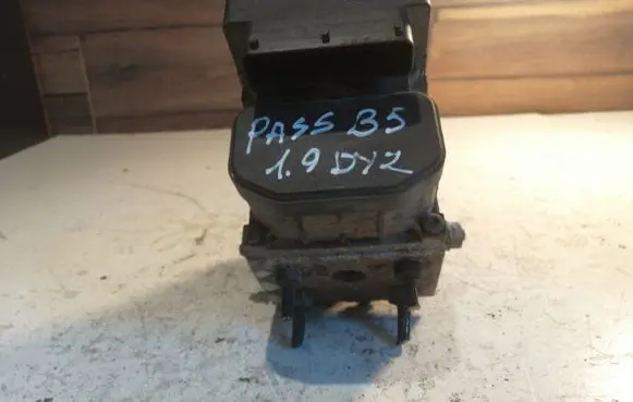 Volkswagen PASSAT B5 ABS Pump 0273004231 868055