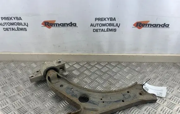 Volkswagen Caddy Front lower control arm/wishbone