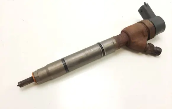 KIA Ceed Fuel injector 338002A900