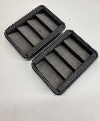 BMW 2 F22 F23 Quarter panel pressure vent 9201647