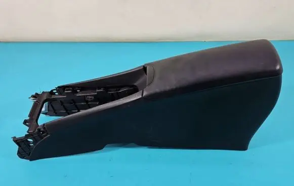 Toyota Avensis T270 Armrest IMPRK1377682