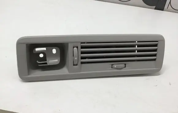 Mercedes-Benz Vito Viano W447 Dash center air vent grill A4478306900
