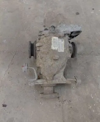 BMW 6 E63 E64 Rear differential 7528314