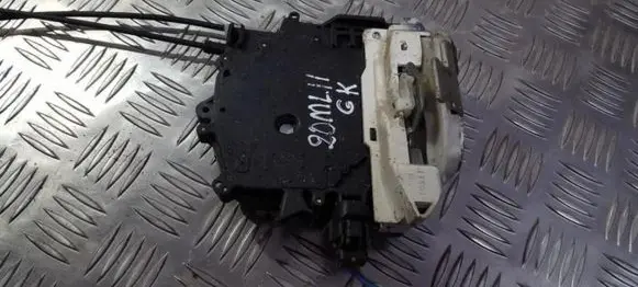 Mitsubishi Lancer X Rear door lock