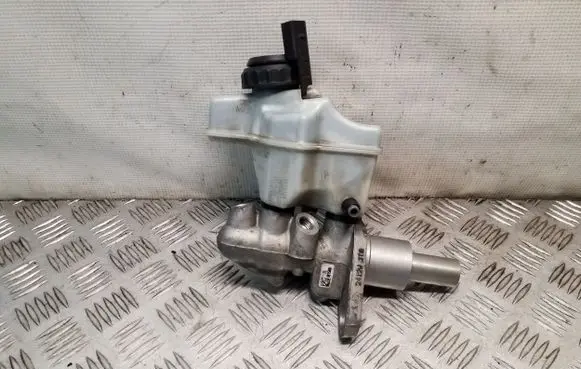 Volkswagen Tiguan Master brake cylinder 5N2611301A