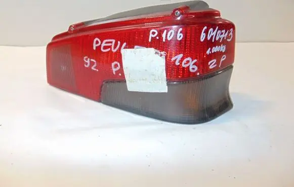 Peugeot 106 Rear/tail lights 635185
