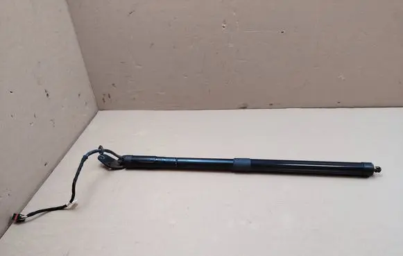 Porsche Cayenne (92A) Tailgate/trunk strut/damper 7P5827601