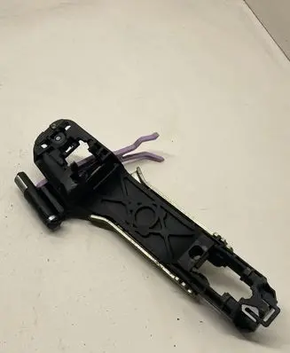 Toyota Auris E180 Rear door exterior handle/bracket 4231711