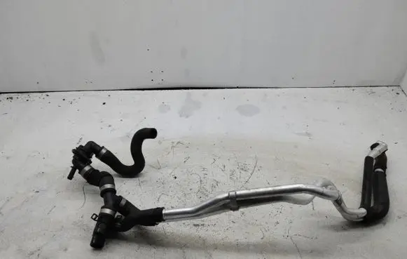 Mercedes-Benz C W205 Engine coolant pipe/hose A2058305005